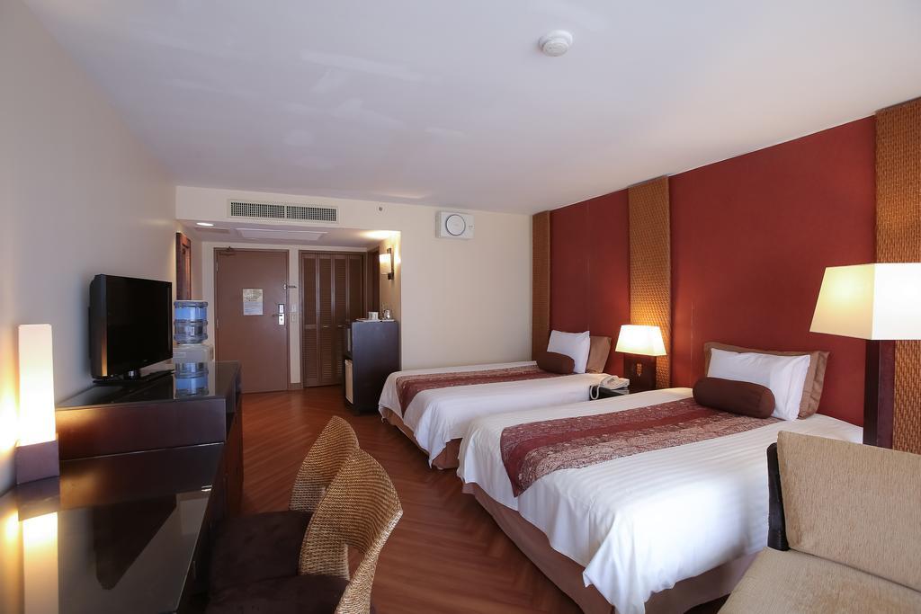 Guam Reef Hotel Tumon Ngoại thất bức ảnh