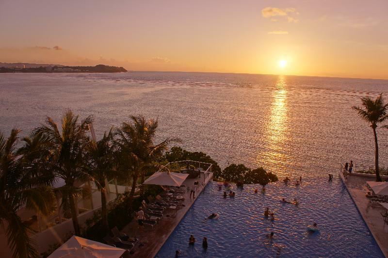 Guam Reef Hotel Tumon Ngoại thất bức ảnh